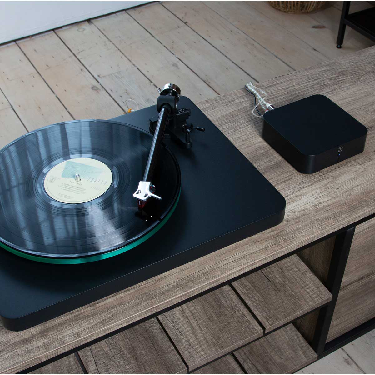 Bluesound HUB Wireless Audio Source Adapter - Image 7