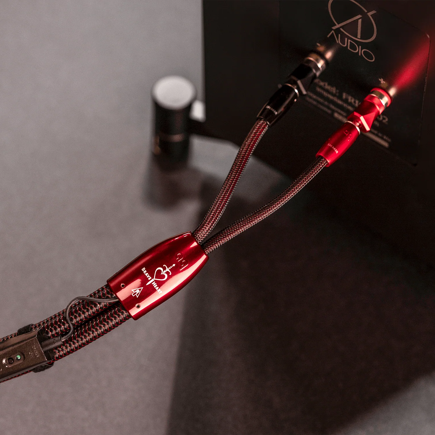 AudioQuest Brave Heart Full-Range Speaker Cable - Image 9