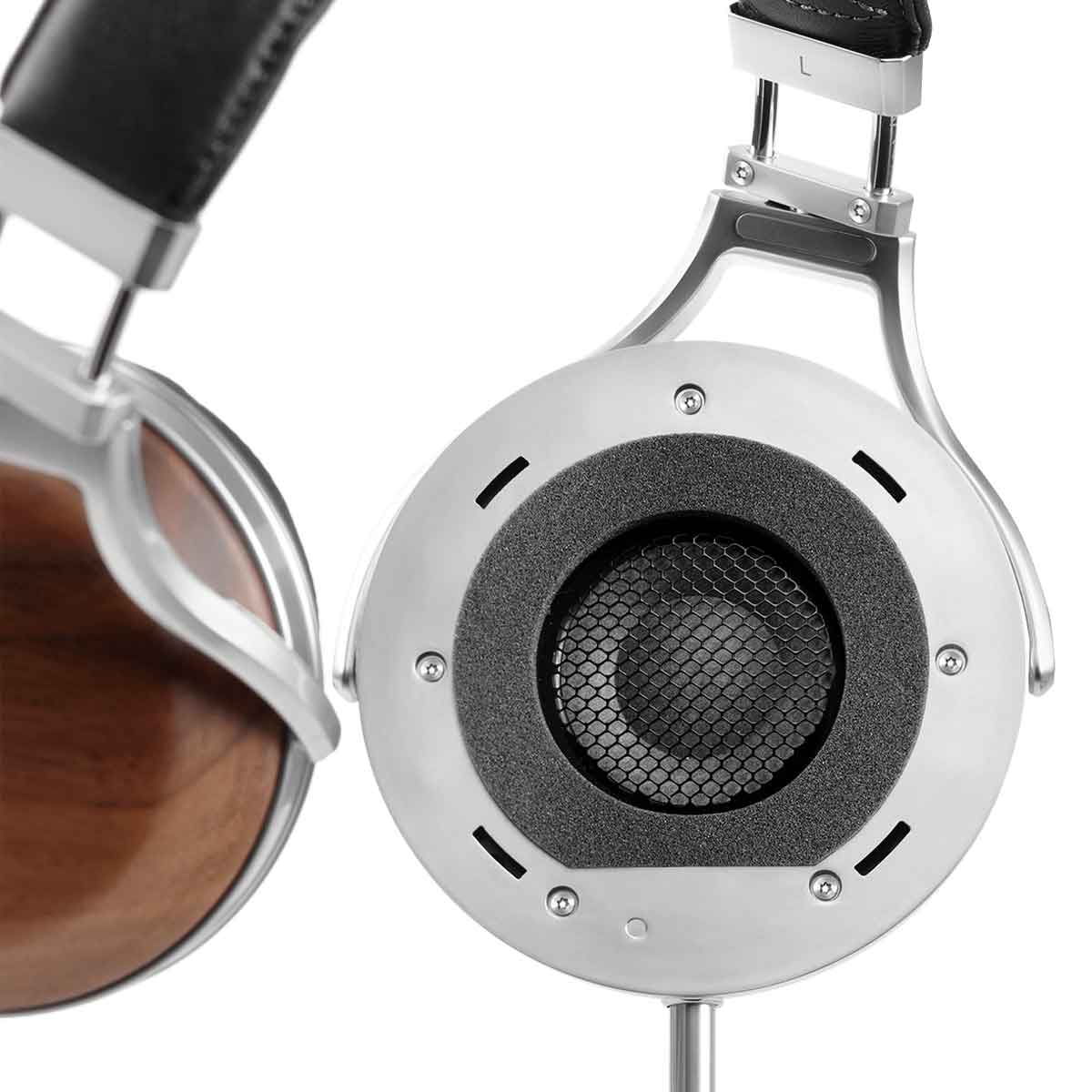 Denon AH-D7200 Reference Over-Ear Headphones - Image 4
