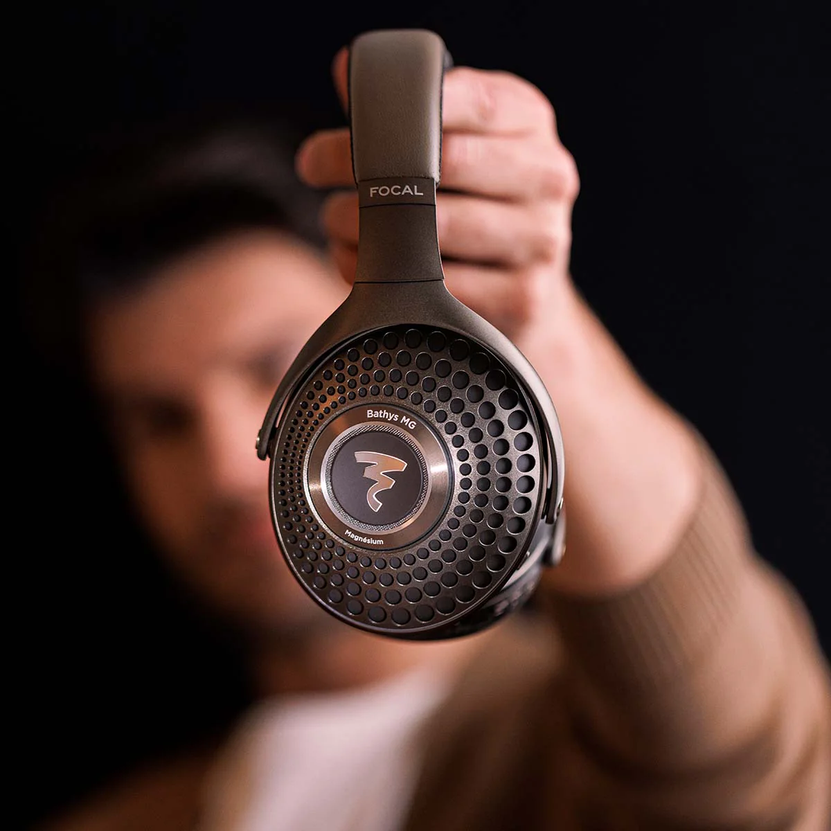 Focal Bathys MG Wireless Over-Ear Active Noise Cancelling Headphones - Image 18