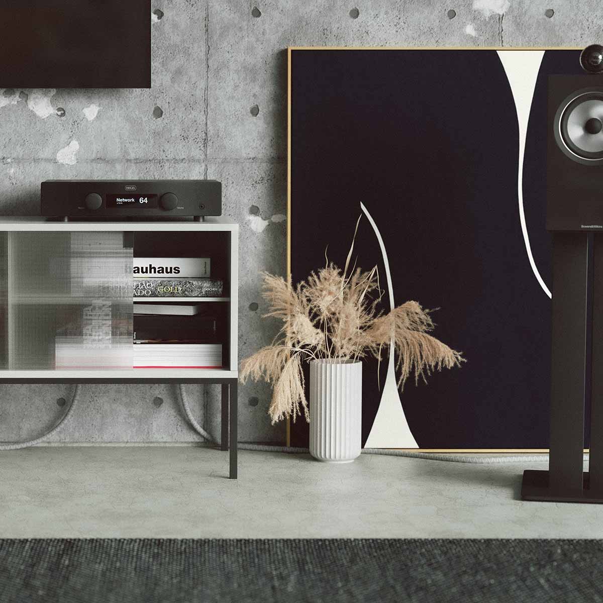 Hegel H95 Integrated Amplifier - Image 5