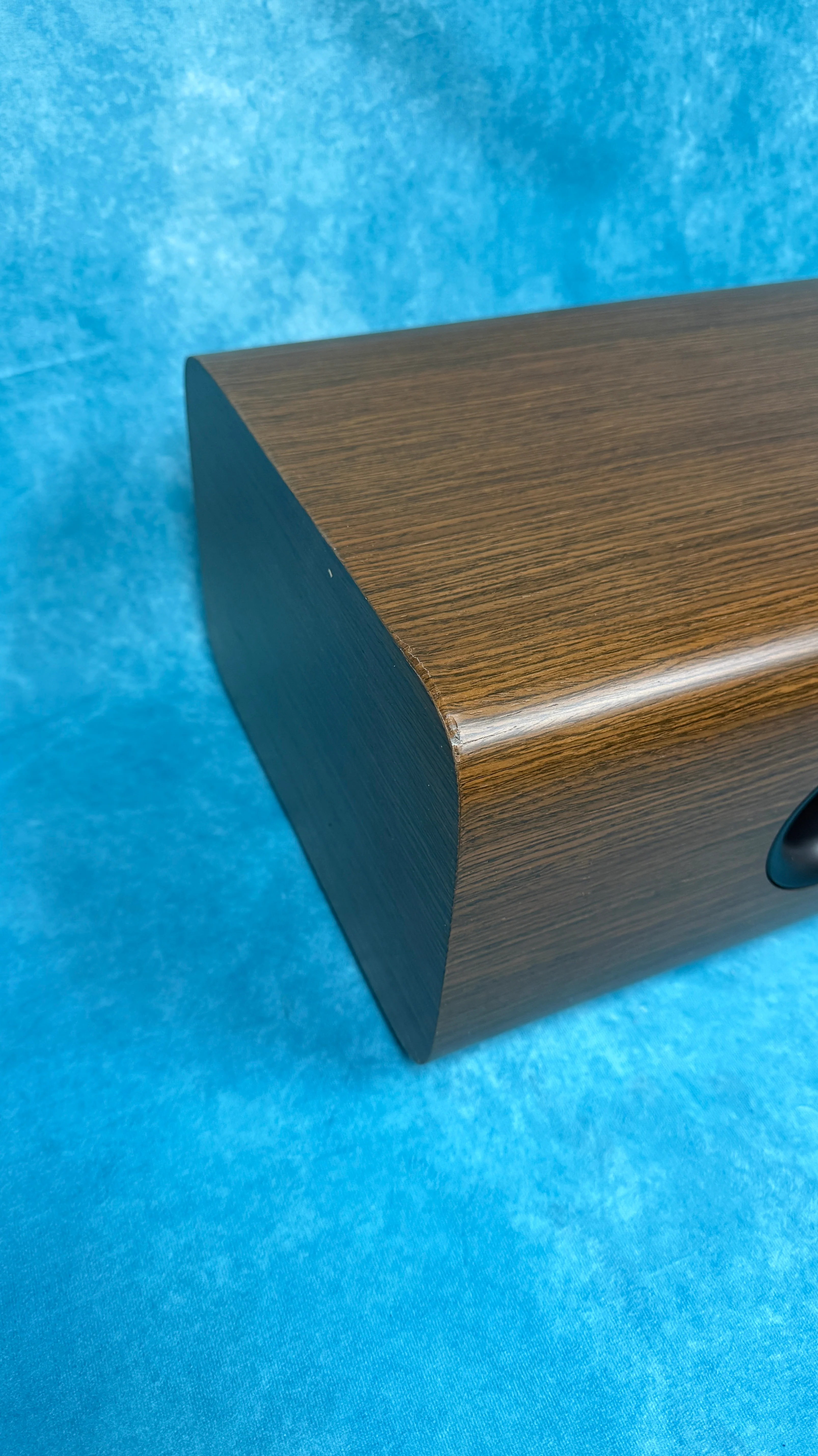 JBL OPEN BOX HDI-4500 2.5-Way Center Channel Loudspeaker - Walnut - B Grade - Image 2