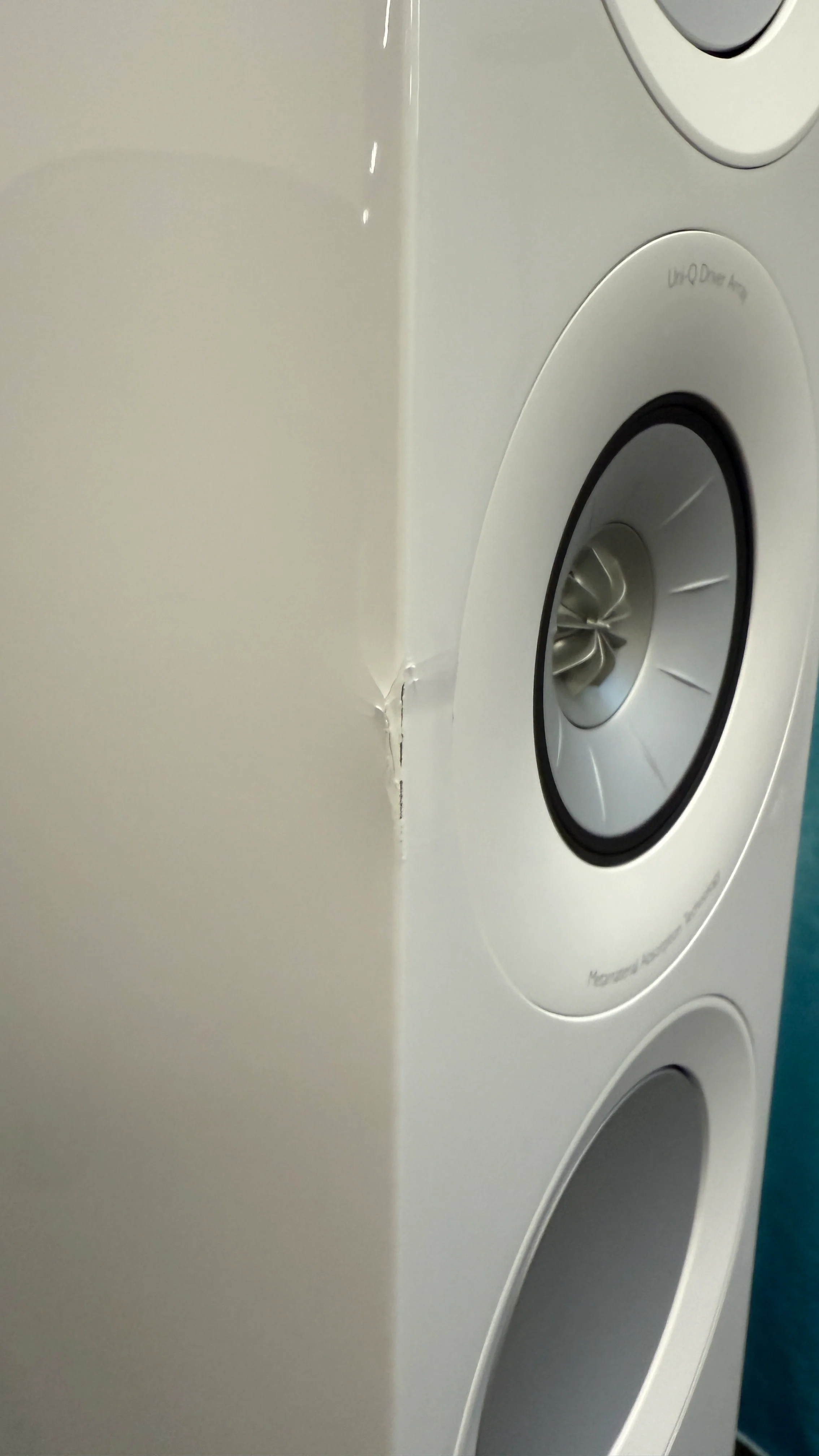 KEF OPEN BOX R11 Meta Tower Speaker - Gloss White - Each - C Grade - Image 3