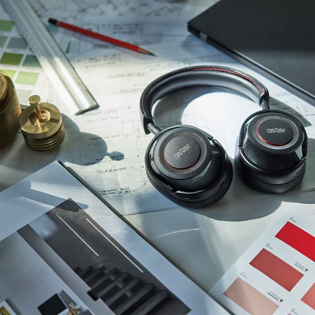 Mark Levinson No 5909 Premium High-Resolution Wireless ANC Headphones - Image 57