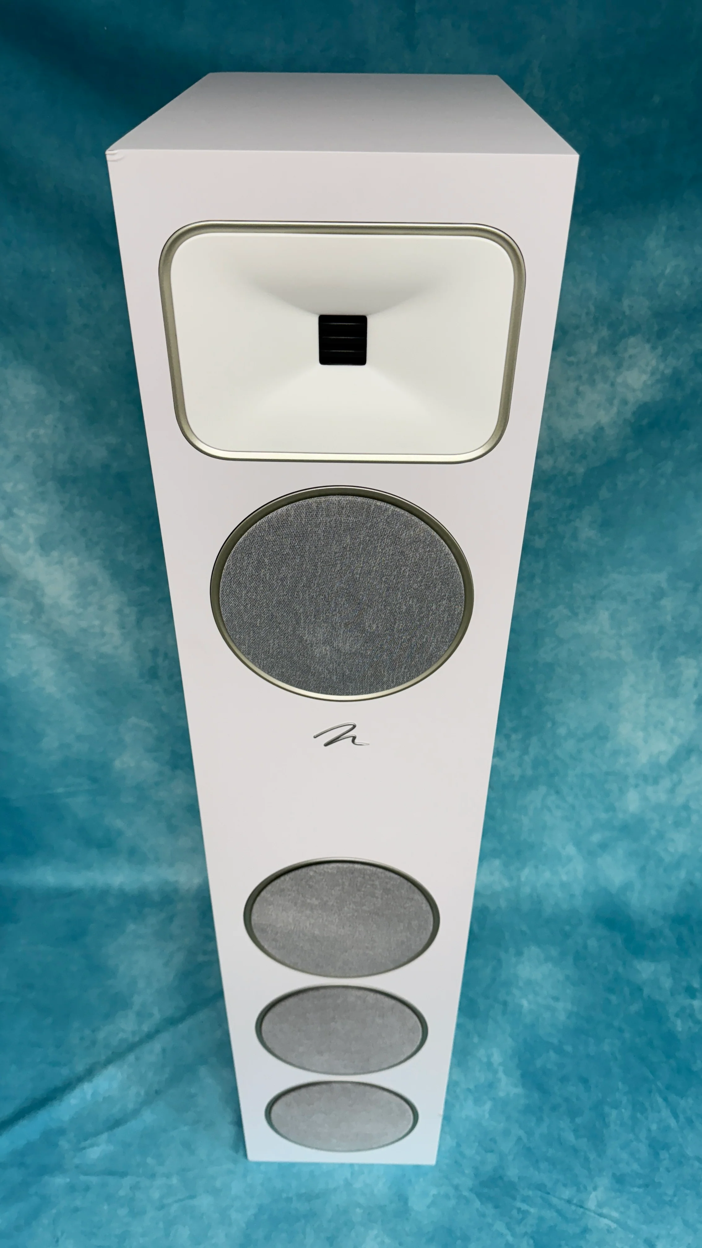 Martin Logan OPEN BOX Foundation F1 Floorstanding speaker - Each - White - B Grade