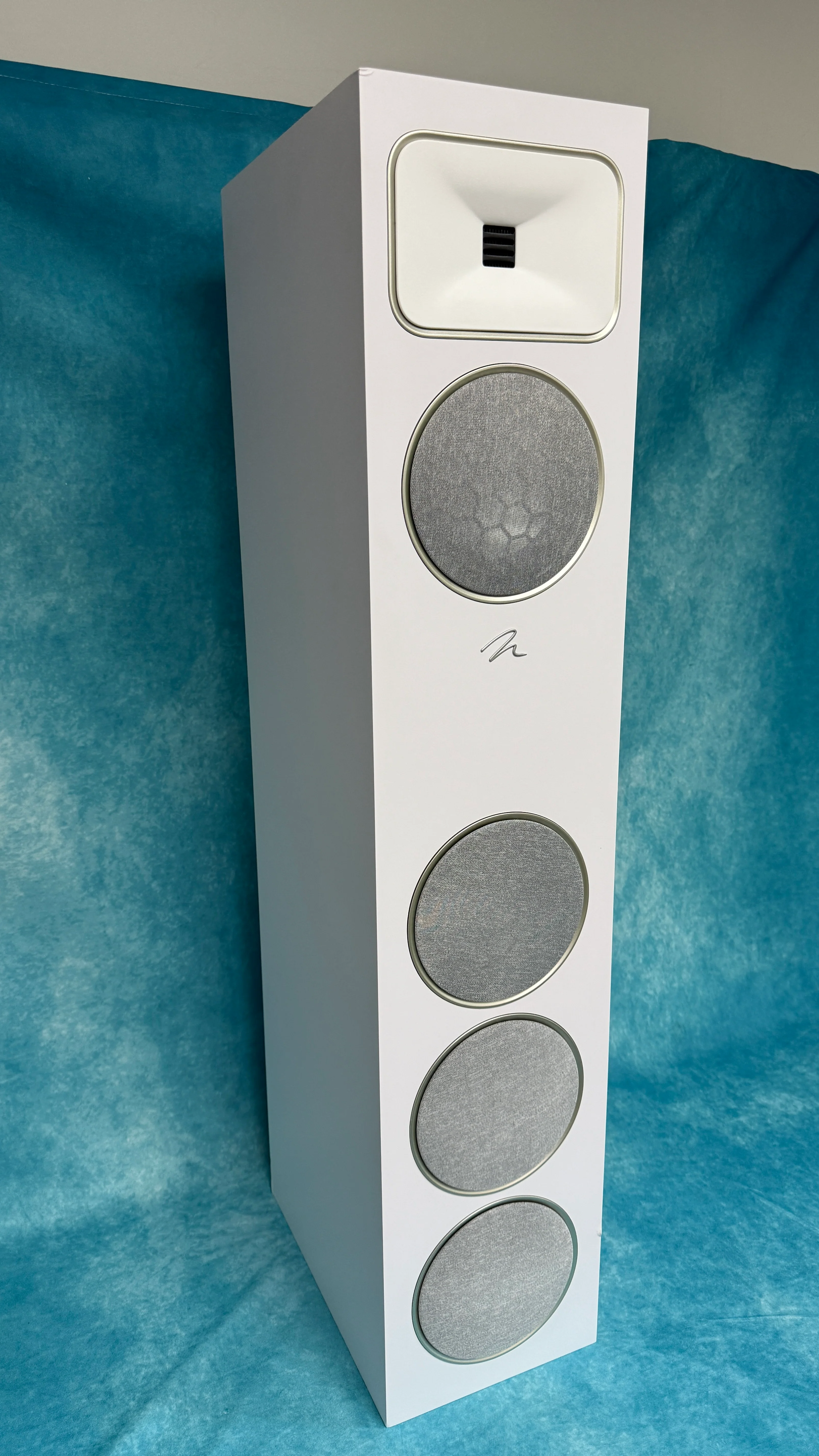 Martin Logan OPEN BOX Foundation F1 Floorstanding speaker - Each - White - B Grade - Image 3