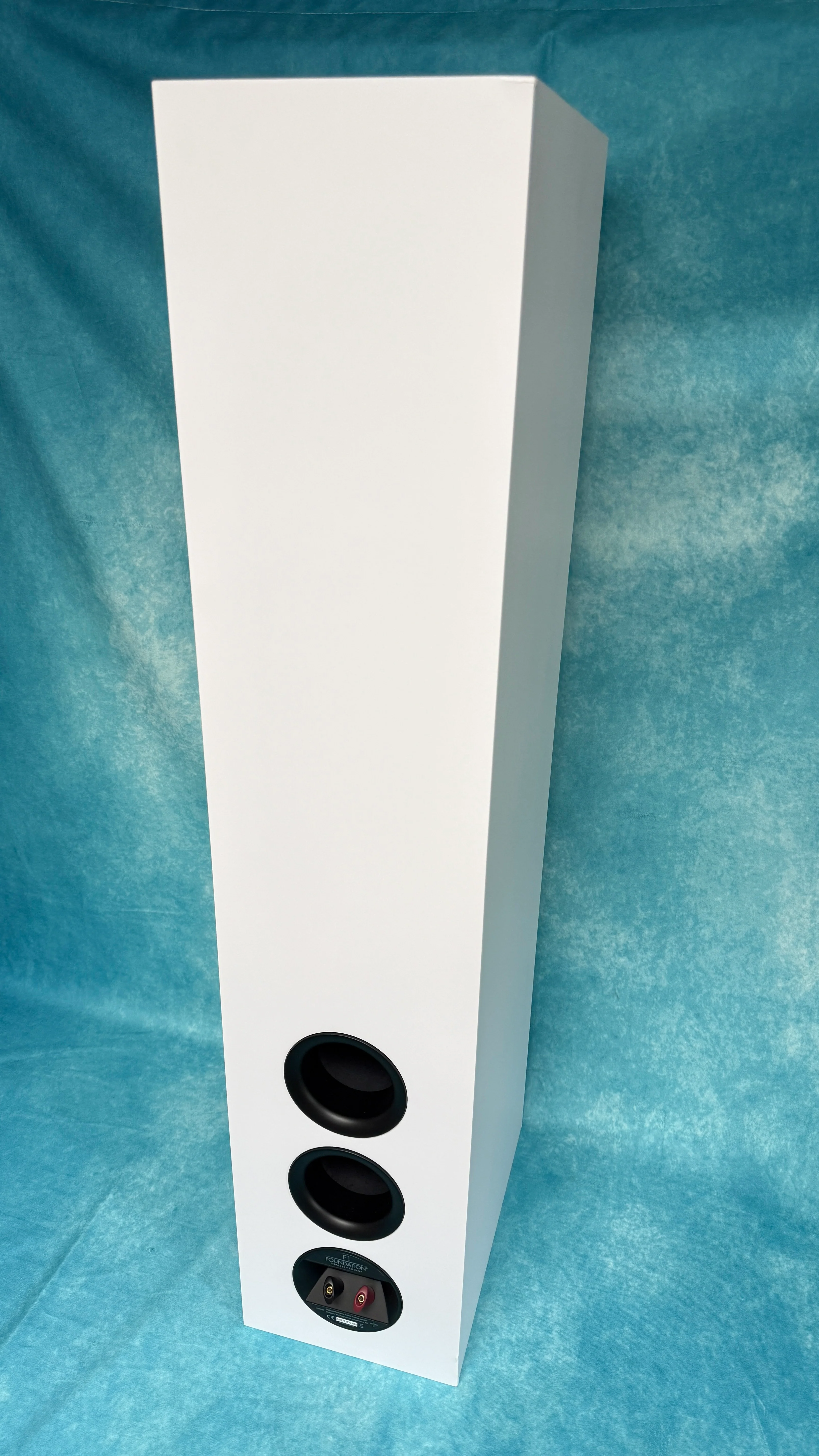 Martin Logan OPEN BOX Foundation F1 Floorstanding speaker - Each - White - B Grade - Image 9