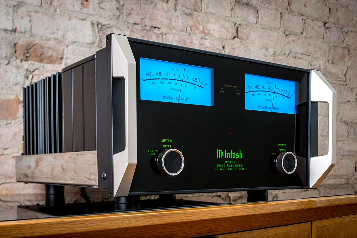 McIntosh MC462 2-Channel Solid State Amplifier - Image 3