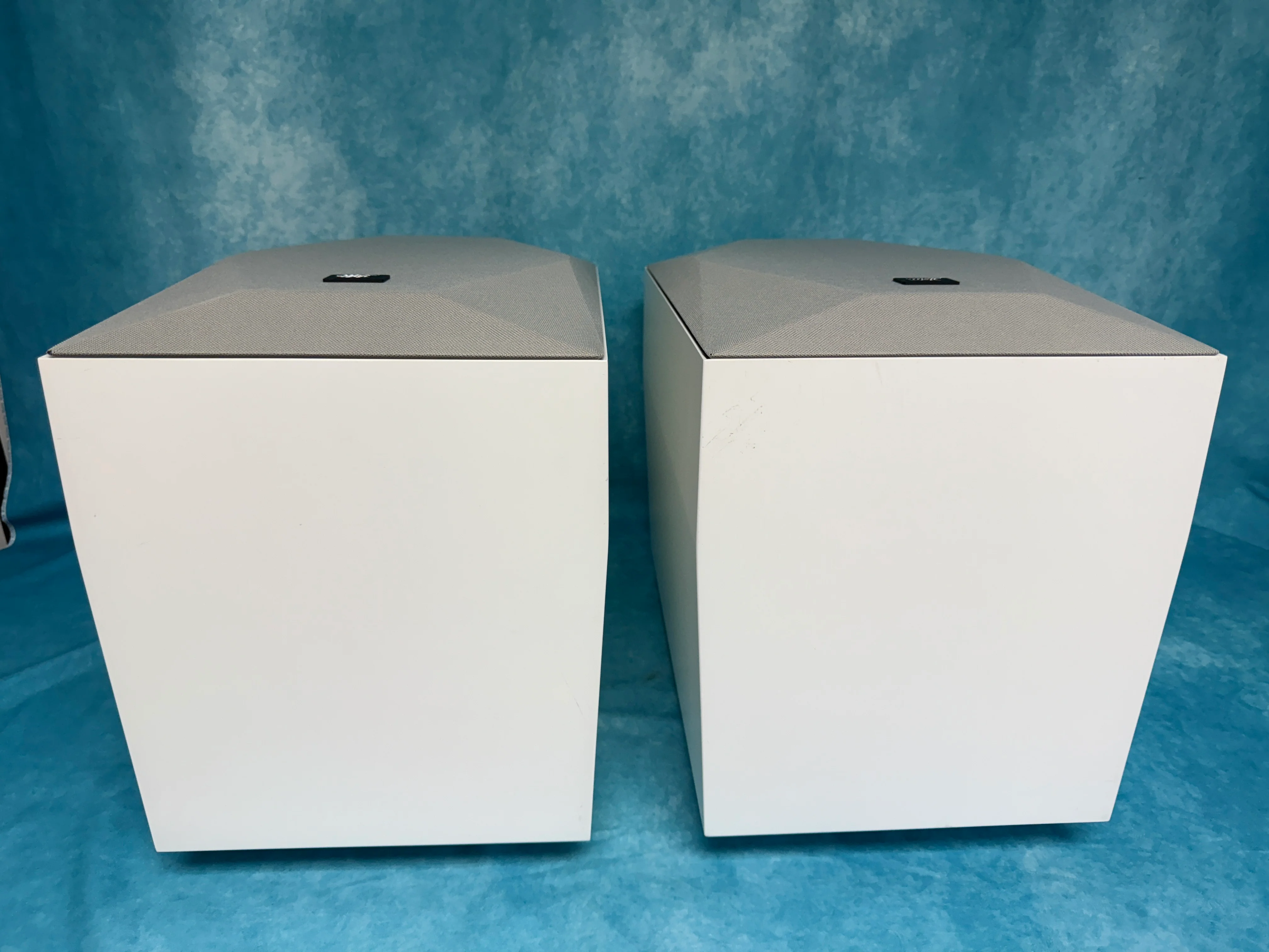 MoFi Electronics OPEN BOX SourcePoint 8 Loudspeakers - White - Pair - B Grade - Image 10