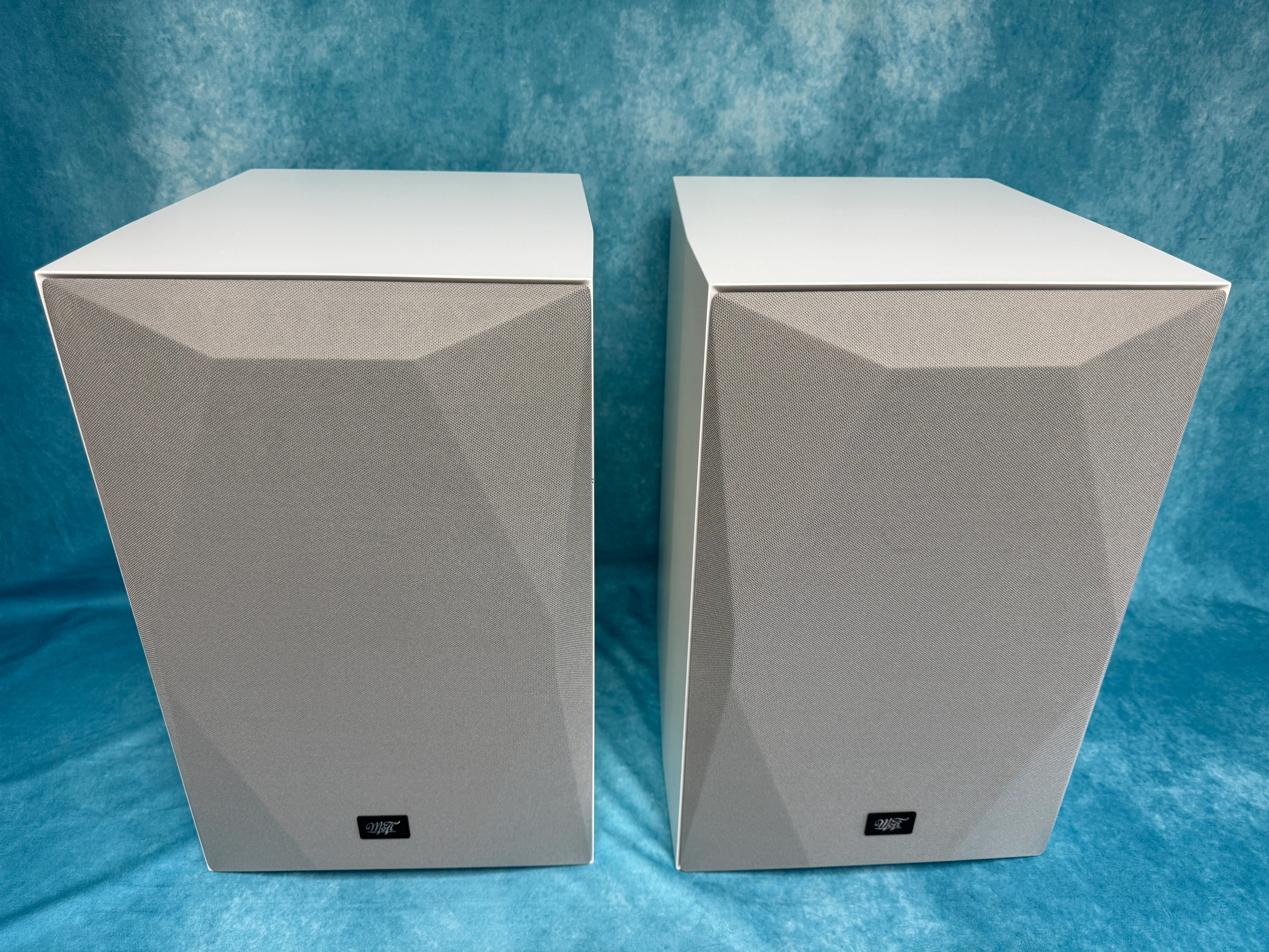 MoFi Electronics OPEN BOX SourcePoint 8 Loudspeakers - White - Pair - B Grade - Image 5