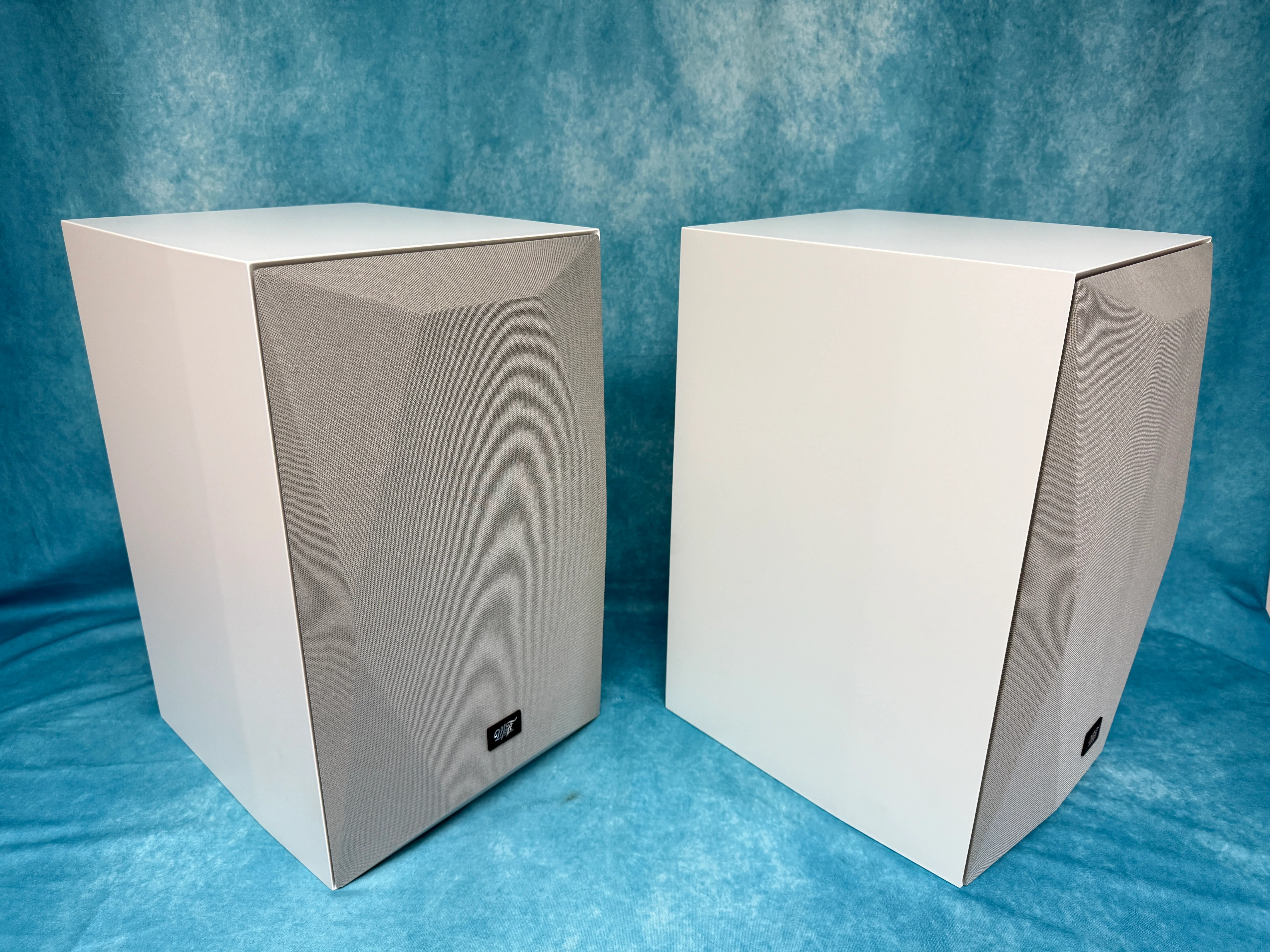 MoFi Electronics OPEN BOX SourcePoint 8 Loudspeakers - White - Pair - B Grade - Image 7