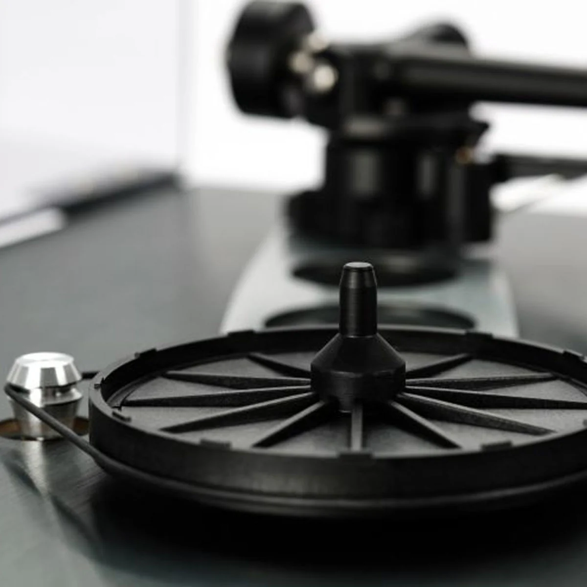 Rega Planar 3 RS Special Edition Turntable - Image 6