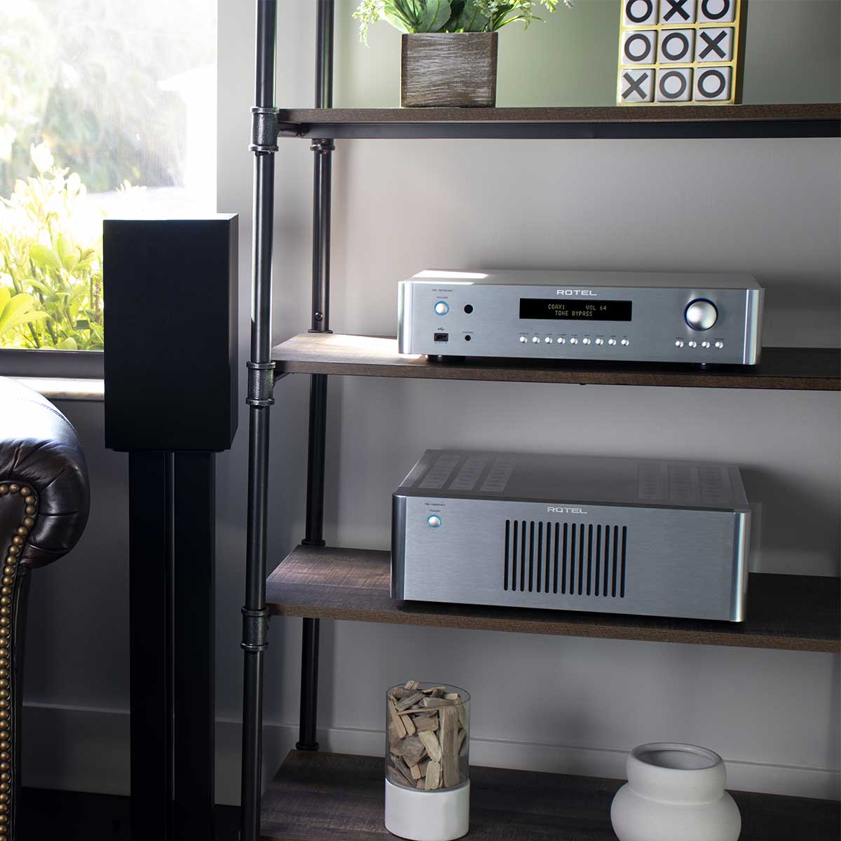 Rotel RC-1572 MKII Stereo Preamplifier - Image 11