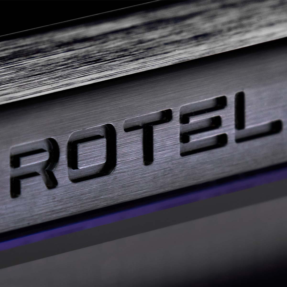 Rotel RCD-1572 MKII CD Player - Image 13