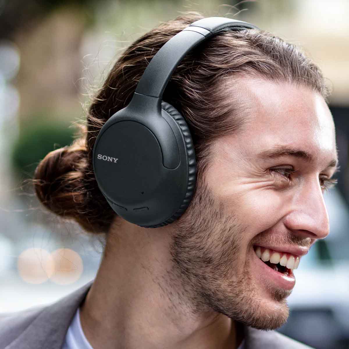 Sony WHCH710N-BLK WH-CH710N Over-Ear Bluetooth Wireless Noise-Canceling Headphones - Image 6